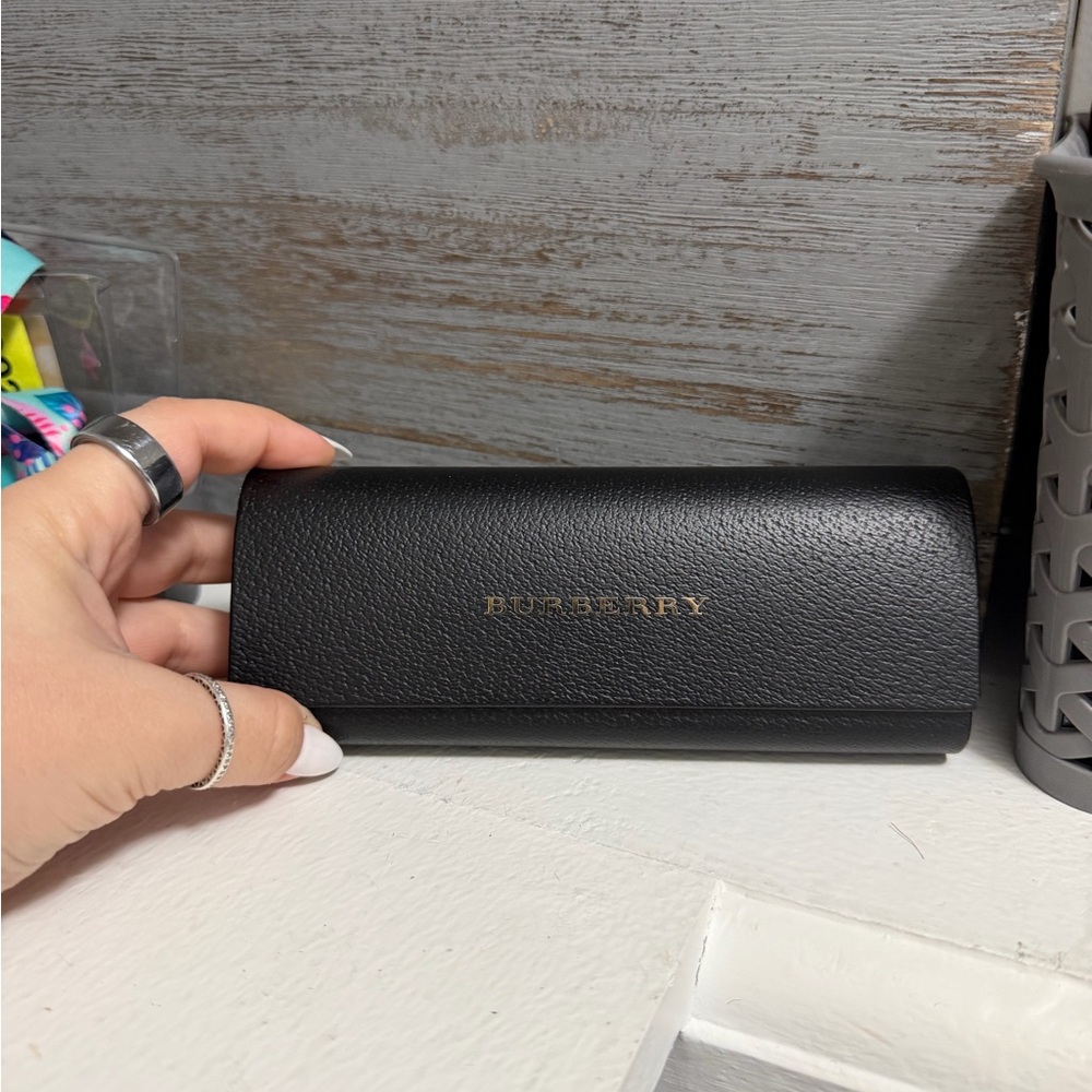Burberry Men's Square Sunglasses in Tortoise Frame - Picture 2 of 6